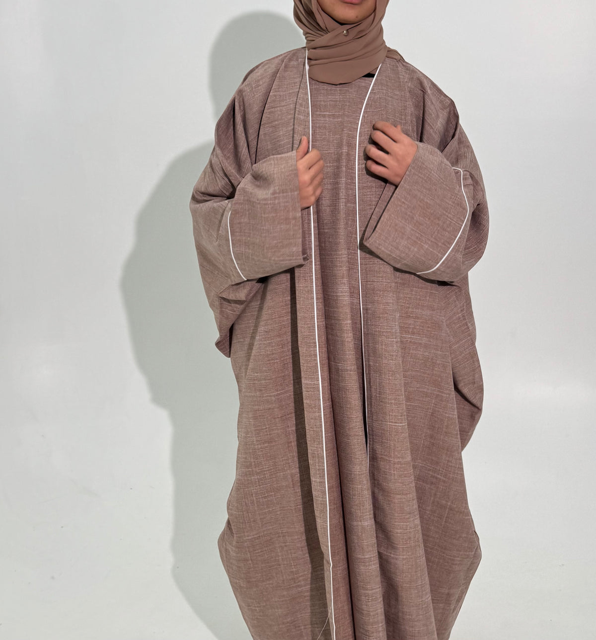 MINA Abaya 3 piece - Butterfly Cut
