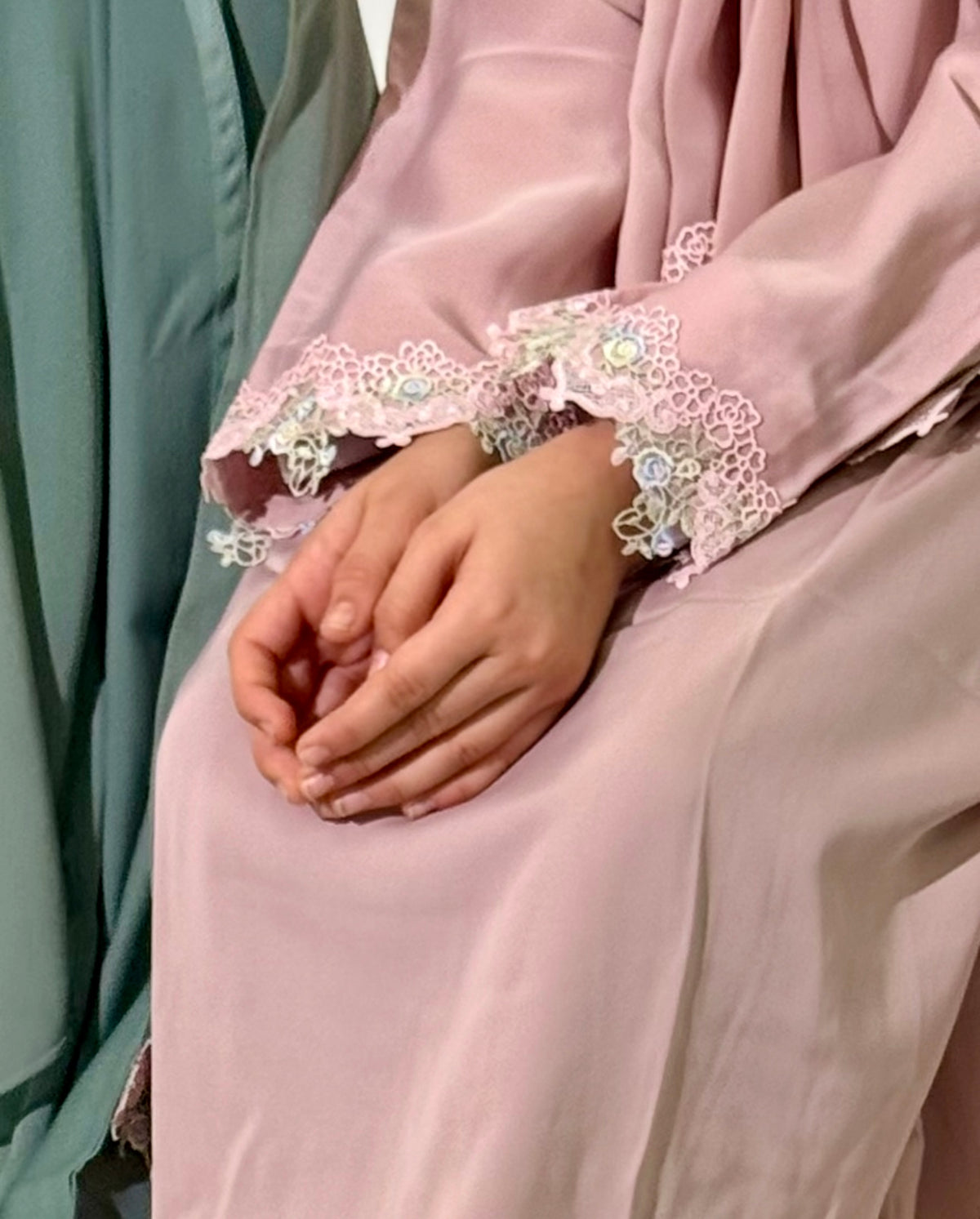 Girls Aisha 3 pieces floral Cuffs Abaya